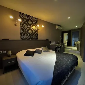 Hotel-restaurant Des Voyageurs Hotel Le Cheylard